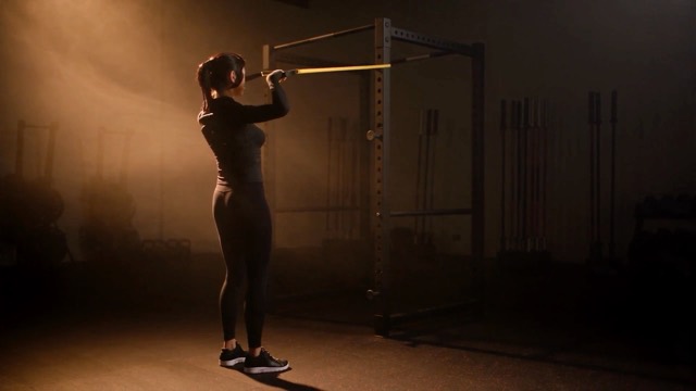 Band Face Pull — a filmed demonstration from the Basis movement library.